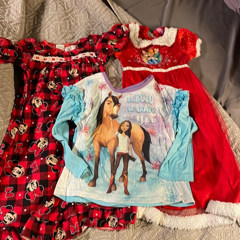 Disney night gowns 3T and Spirit shirt is SZ 6